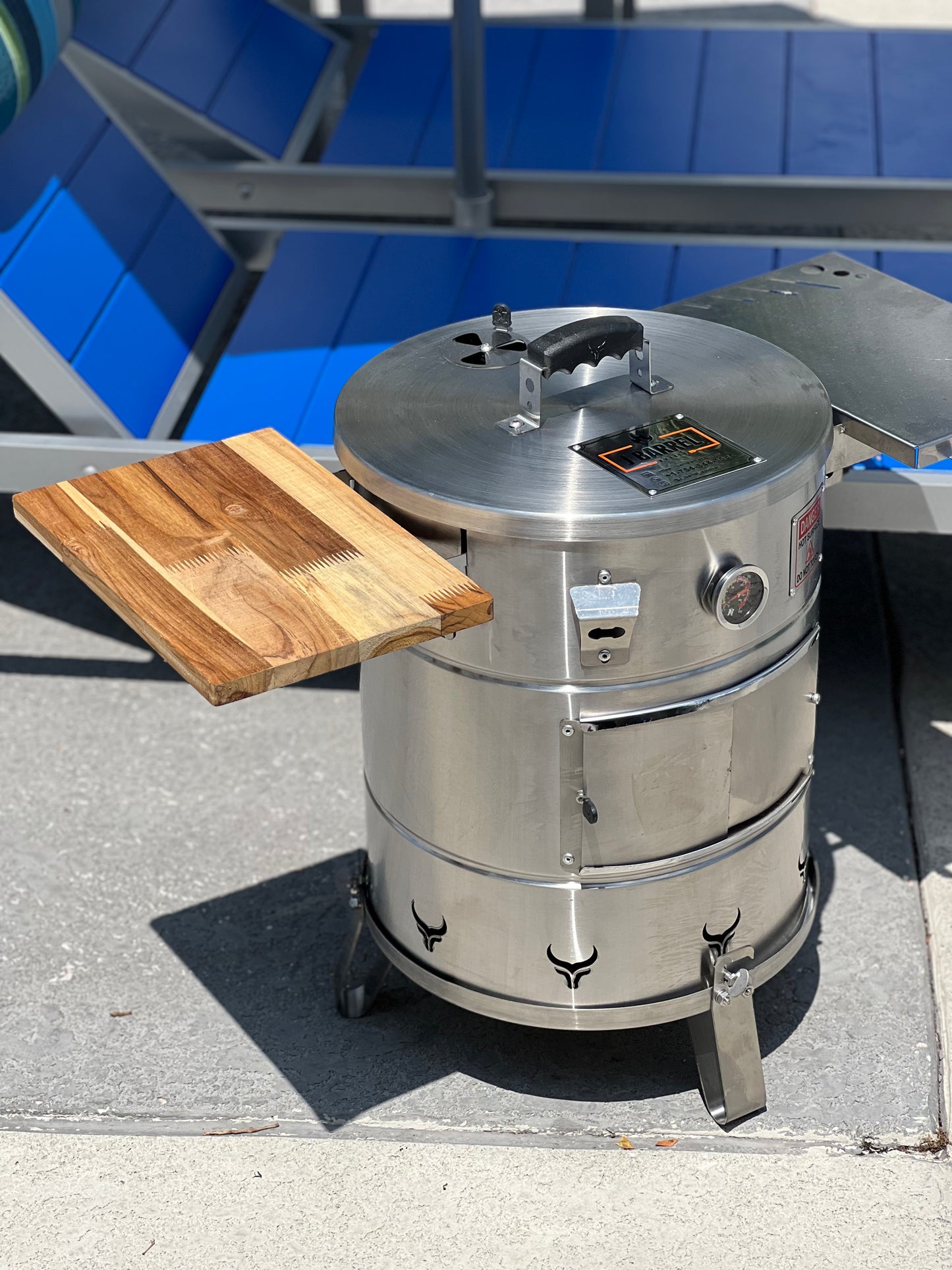 Estante lateral de madera de teca