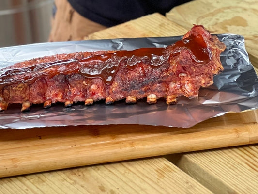 Receta Exquisita al Barril: Costillas BBQ Ahumadas